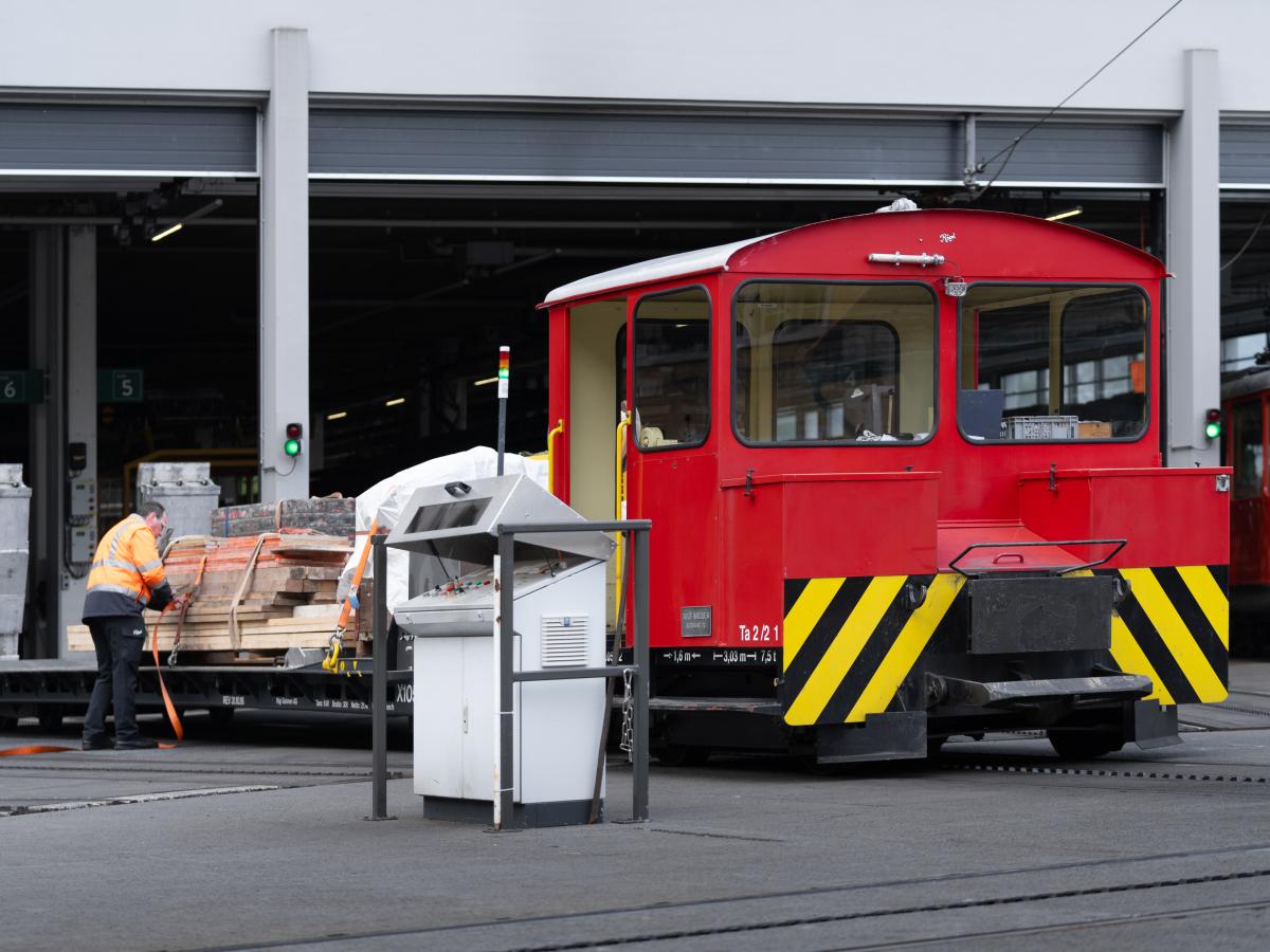 Vorstell-Tiefgangwagen Rigi Bahn