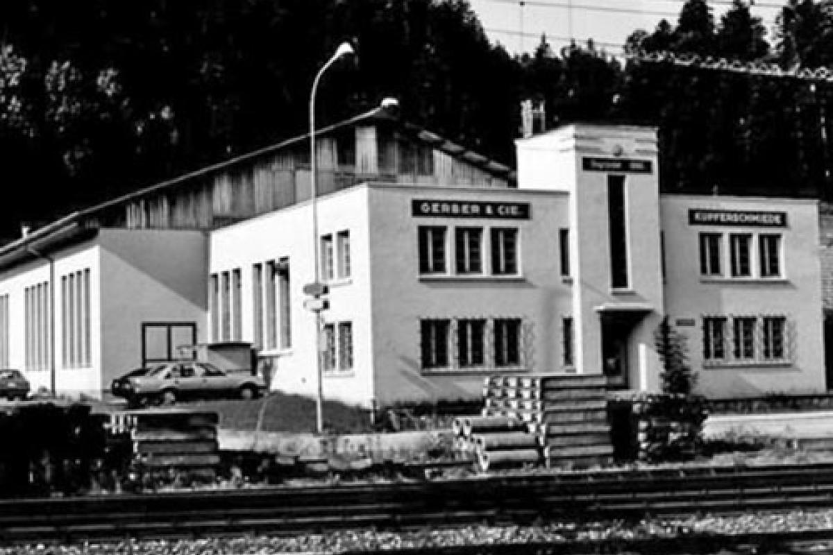 1962